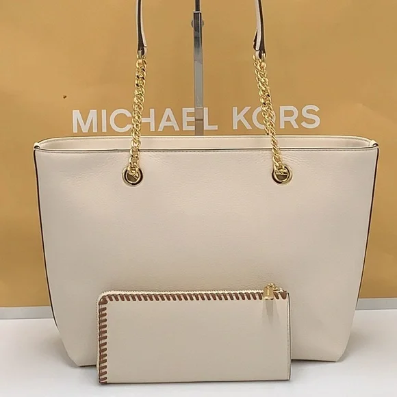 MICHAEL KORS Medium Front Pocket Shoulder Chain Tote & THREE QUARTER ZIP WALLET - Picture 7 of 16